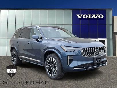 New 2025 Volvo XC90 B5 Plus w/ Protection Package Premier