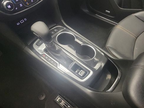 Used 2022 Chevrolet Equinox Premier image 26