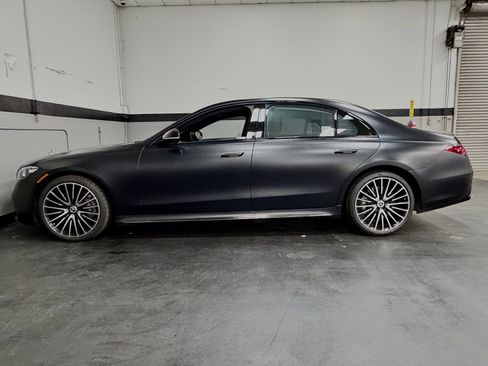 Used 2024 Mercedes-Benz S 500 4MATIC image 9