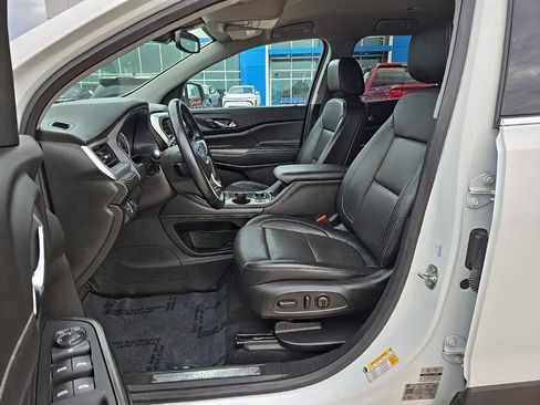 Used 2023 GMC Acadia SLT image 10