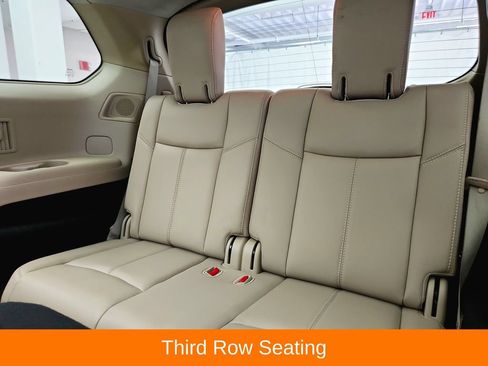 Used 2020 Nissan Pathfinder SL AWD/4WD image 27
