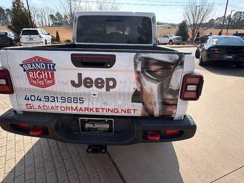 Used 2020 Jeep Gladiator Rubicon image 9