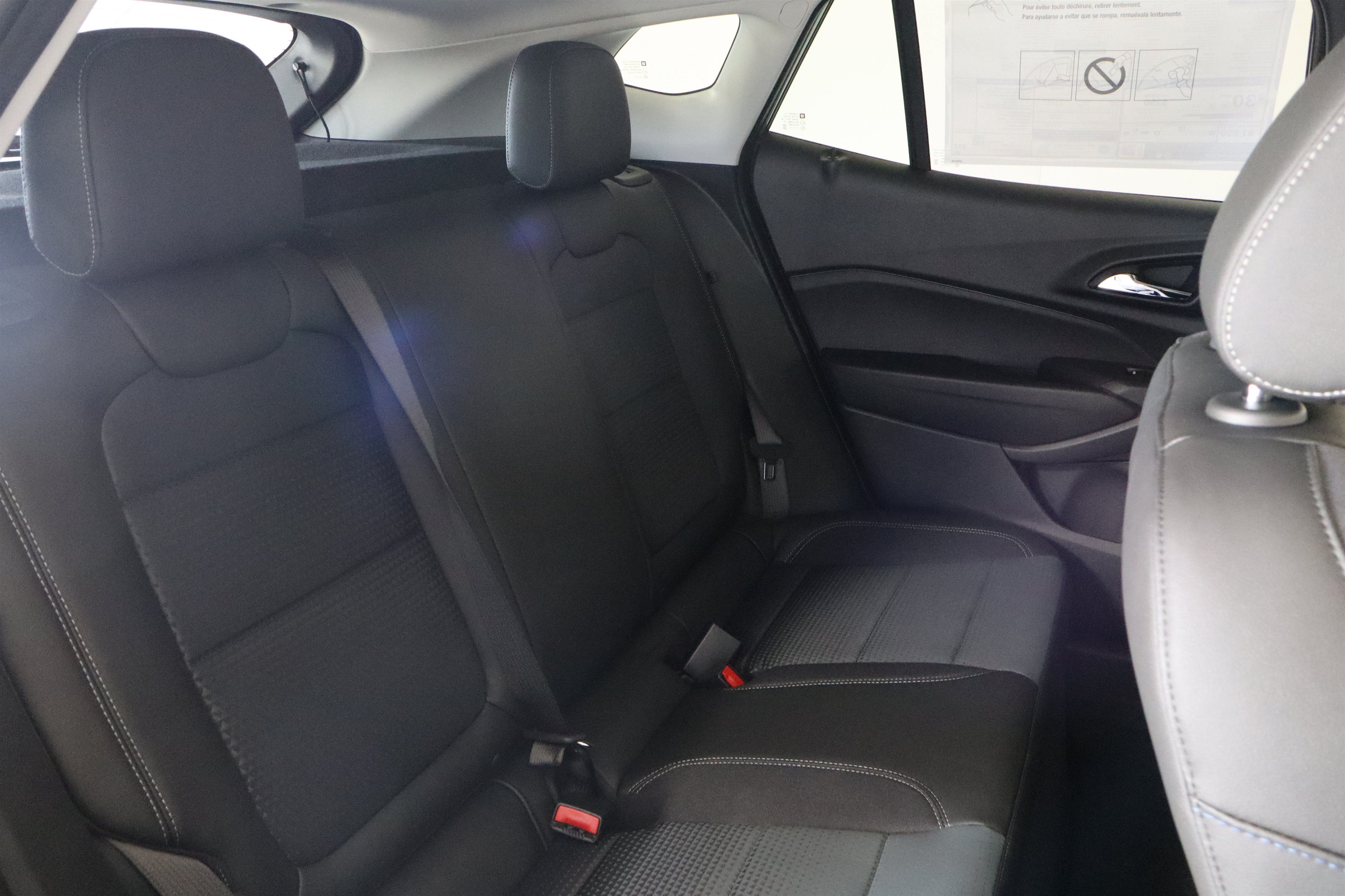 New 2026 Chevrolet Trax LT w/ Midnight Edition FWD image 22