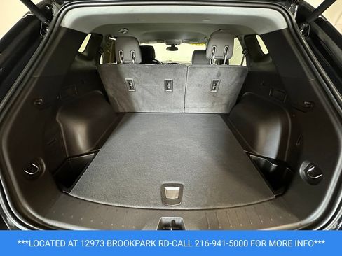 Used 2021 Chevrolet Blazer LT FWD image 19
