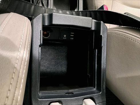 Used 2018 Subaru Forester 2.5i Limited image 27