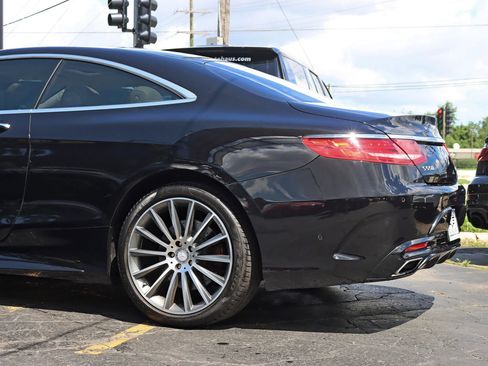Used 2015 Mercedes-Benz S 550 4MATIC Coupe w/ Sport Package image 12
