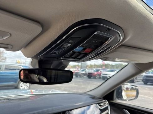 Used 2024 Jeep Grand Cherokee Limited 4xe image 18