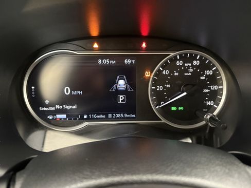 Used 2020 Nissan Kicks SR w/ SR Premium Package FWD image 32