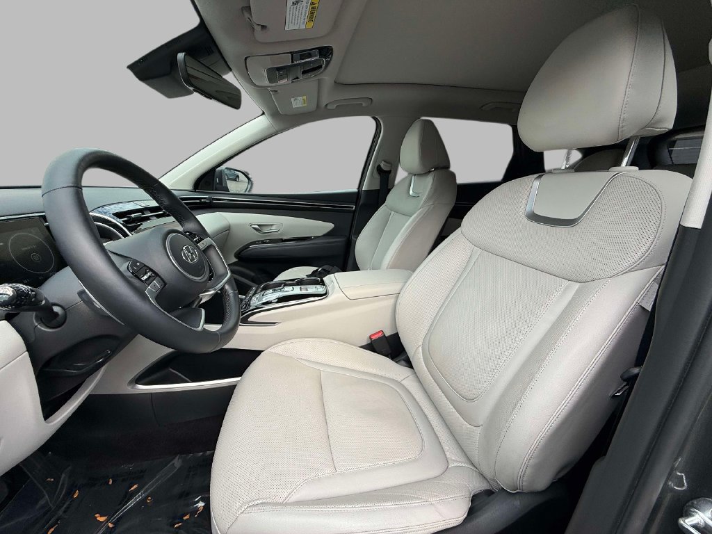 Used 2022 Hyundai Tucson Limited AWD/4WD image 2