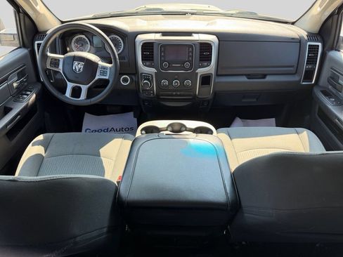 Used 2022 RAM 1500 Classic SLT AWD/4WD image 17