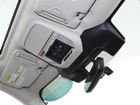 Certified 2023 Subaru Forester Premium AWD/4WD image 17