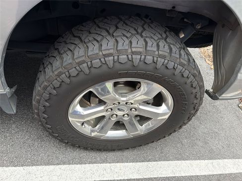 Used 2021 Ford F150 Lariat AWD/4WD image 10