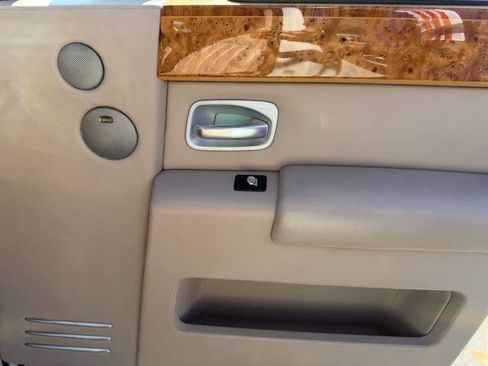 Used 2006 Rolls-Royce Phantom Sedan RWD image 33