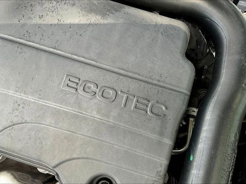 Used 2025 Chevrolet Malibu LT image 43