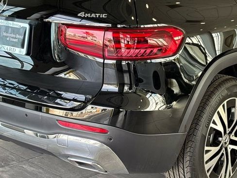 Certified 2026 Mercedes-Benz GLB 250 4MATIC image 4