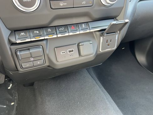 New 2026 GMC Sierra 1500 Pro w/ Pro Value Package image 30