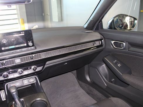 Certified 2024 Honda Civic Sport image 23