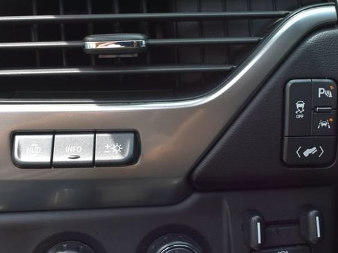 Used 2019 Chevrolet Tahoe Premier w/ RST 6.2L Performance Edition AWD/4WD image 7