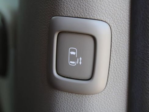 Certified 2020 Kia Sedona EX image 8