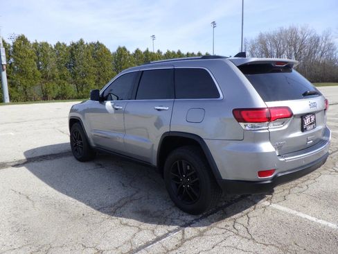 Used 2020 Jeep Grand Cherokee Limited w/ Luxury Group II image 3