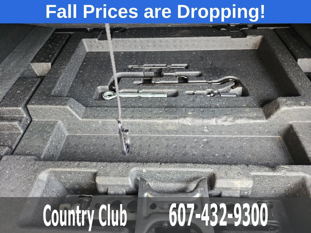 Used 2025 Subaru Outback Limited AWD/4WD image 29