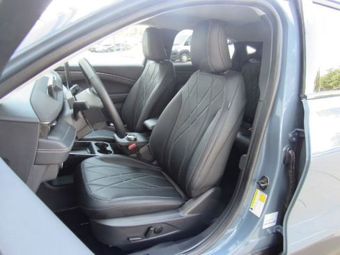 Used 2024 Ford Mustang Mach-E Select w/ Comfort Package Lite image 6