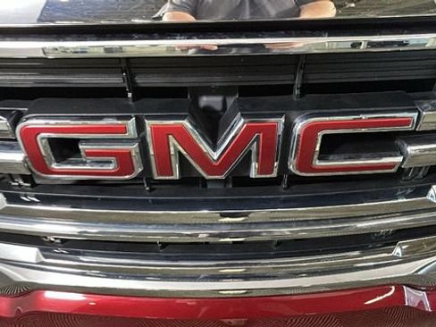 Used 2020 GMC Acadia SLE w/ Driver Convenience Package AWD/4WD image 8