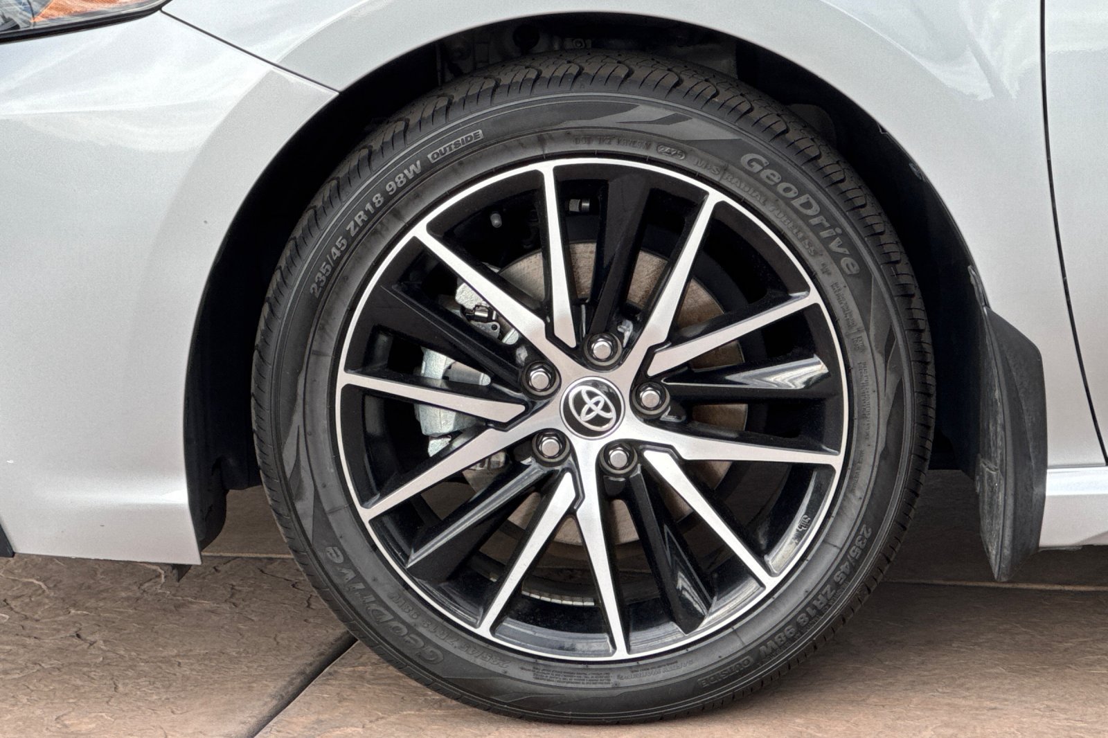 Certified 2024 Toyota Camry SE FWD image 34