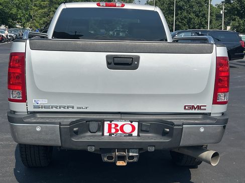 Used 2011 GMC Sierra 2500 SLT w/ SLT Convenience Package AWD/4WD image 8