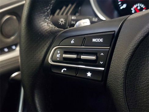 Used 2023 Kia Stinger GT2 image 26