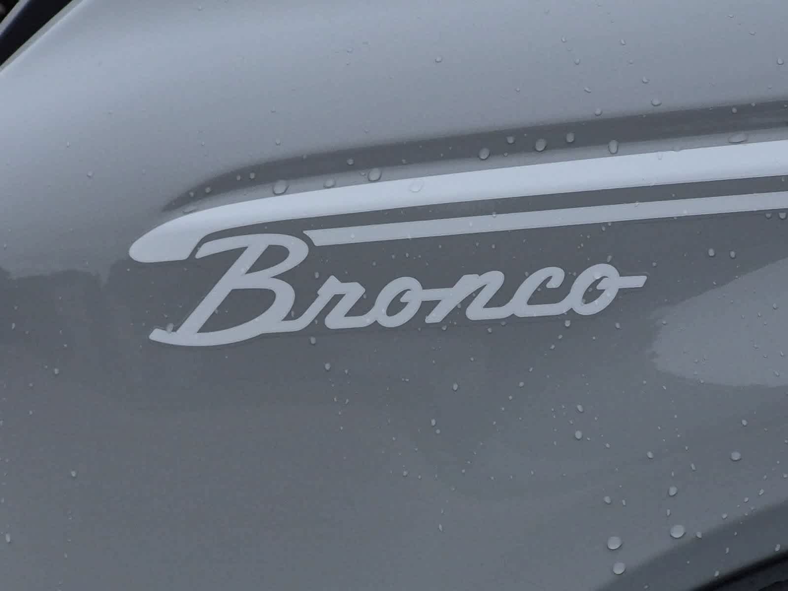 New 2026 Ford Bronco Heritage Edition AWD/4WD image 13