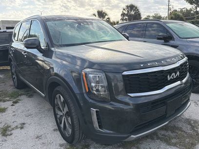 Used 2022 Kia Telluride EX w/ EX Premium Package