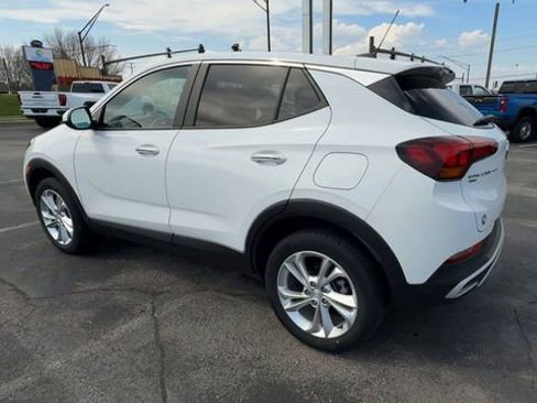 Used 2023 Buick Encore GX Preferred w/ Cold Weather Comfort Package AWD/4WD image 6