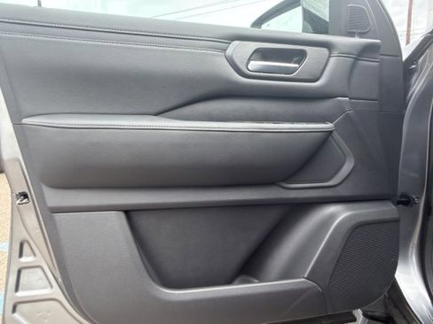 New 2026 Nissan Armada SV image 10