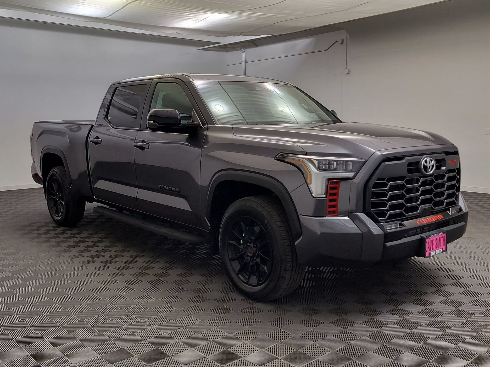 Used 2025 Toyota Tundra Limited w/ TRD Off-Road Package AWD/4WD image 7