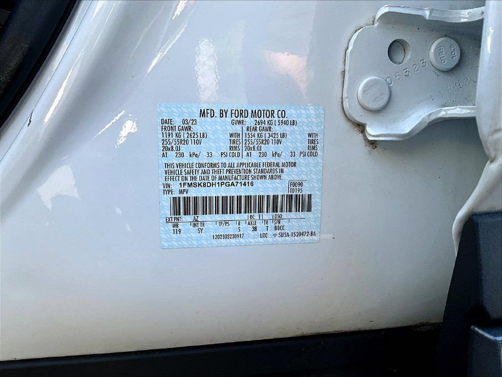 Used 2023 Ford Explorer XLT w/ Equipment Group 202A AWD/4WD image 21