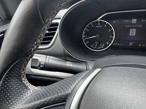 Used 2022 Nissan Maxima SV w/ Floor Mat Group FWD image 21