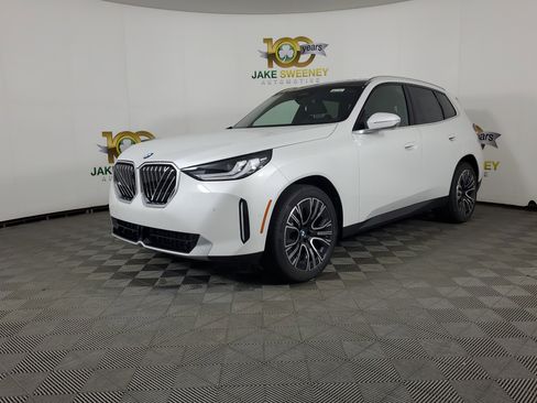 New 2025 BMW X3 xDrive30i image 3