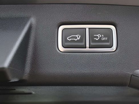 Used 2025 Kia Sorento EX w/ Panoramic Sunroof Package FWD image 9