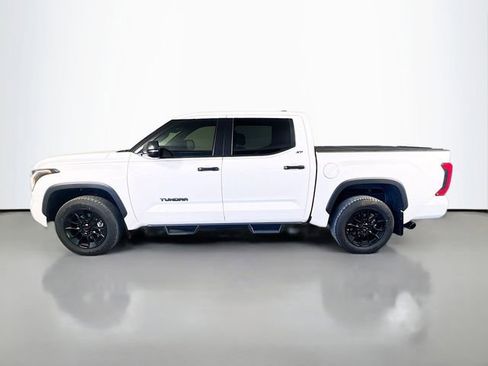 Used 2025 Toyota Tundra SR5 w/ SR5 Convenience Package AWD/4WD image 5