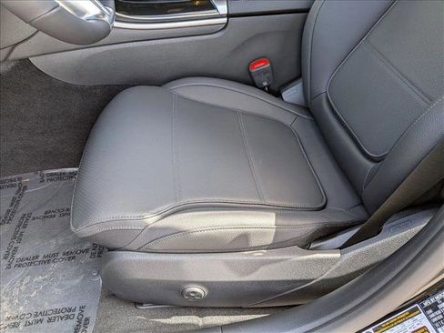 New 2026 Mercedes-Benz C 300 4MATIC Sedan image 4