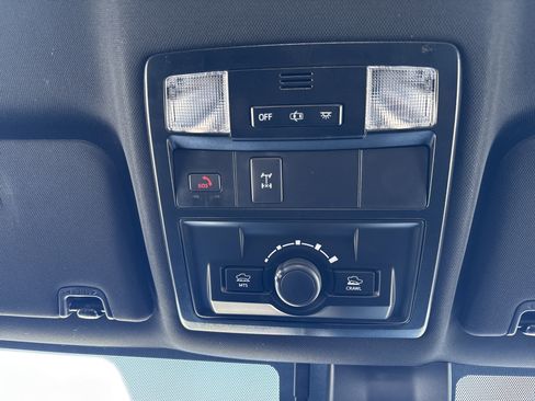 Used 2023 Toyota Tacoma TRD Off-Road image 25