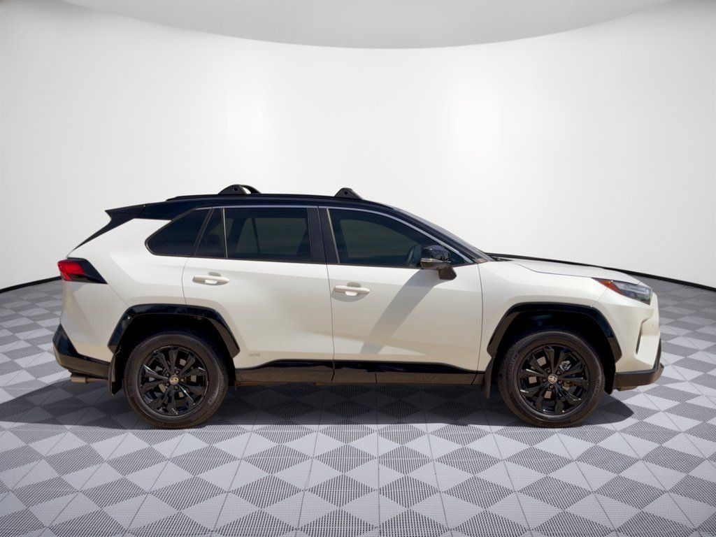 Used 2024 Toyota RAV4 XSE w/ Advanced Technology Package AWD/4WD image 8