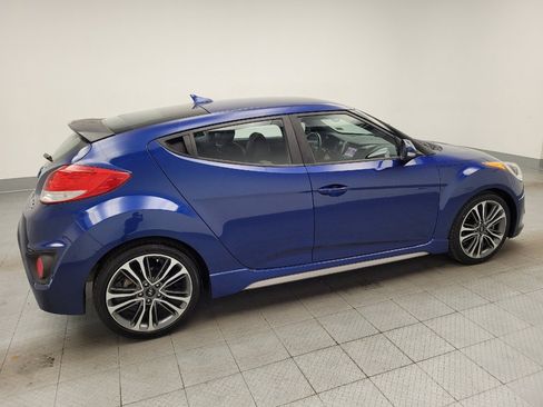 Used 2016 Hyundai Veloster Turbo FWD image 10
