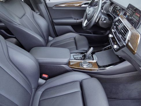 Used 2018 BMW X3 xDrive30i AWD/4WD image 9