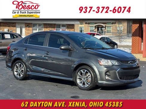 Used 2018 Chevrolet Sonic LT w/ Convenience Package image 1