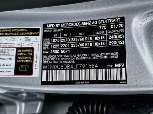Used 2020 Mercedes-Benz GLC 300 w/ Multimedia Package image 32