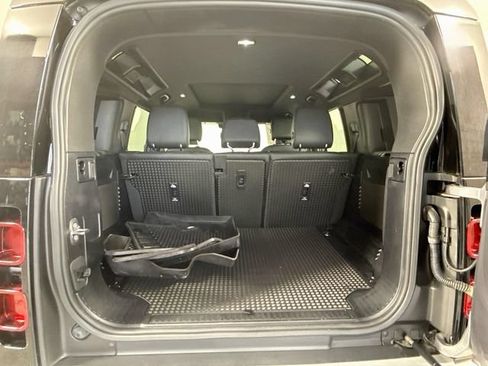 Certified 2024 Land Rover Defender 110 S AWD/4WD image 28