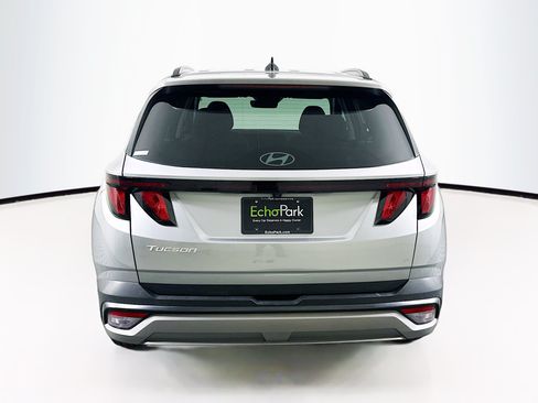 Used 2025 Hyundai Tucson SEL FWD image 7