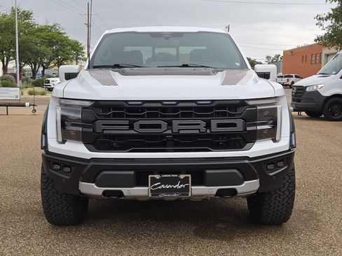 Used 2025 Ford F150 Raptor AWD/4WD image 10